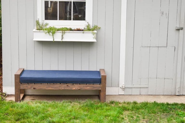 How to Make a Modern Backyard Bench