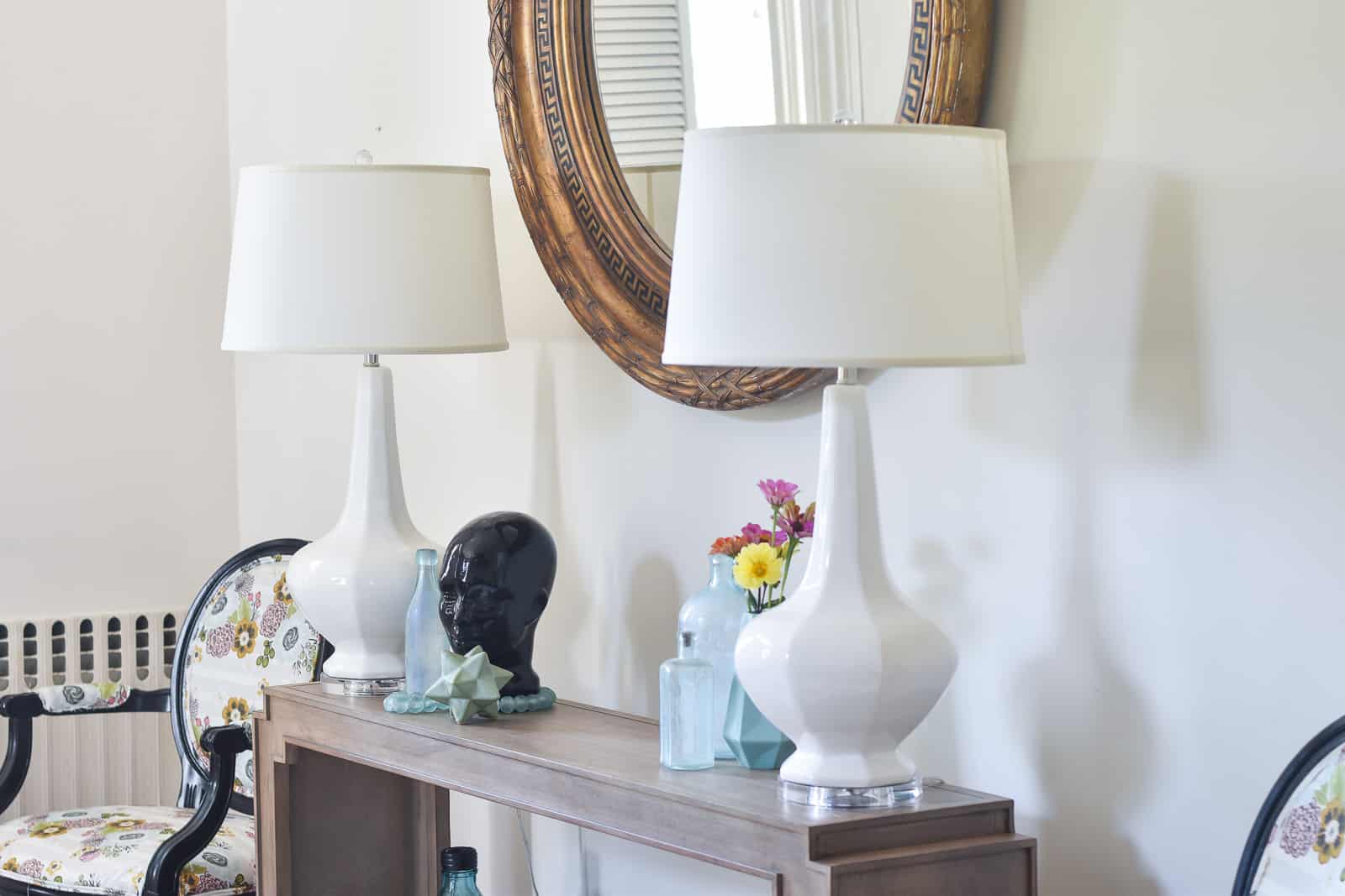 lamps on foyer table