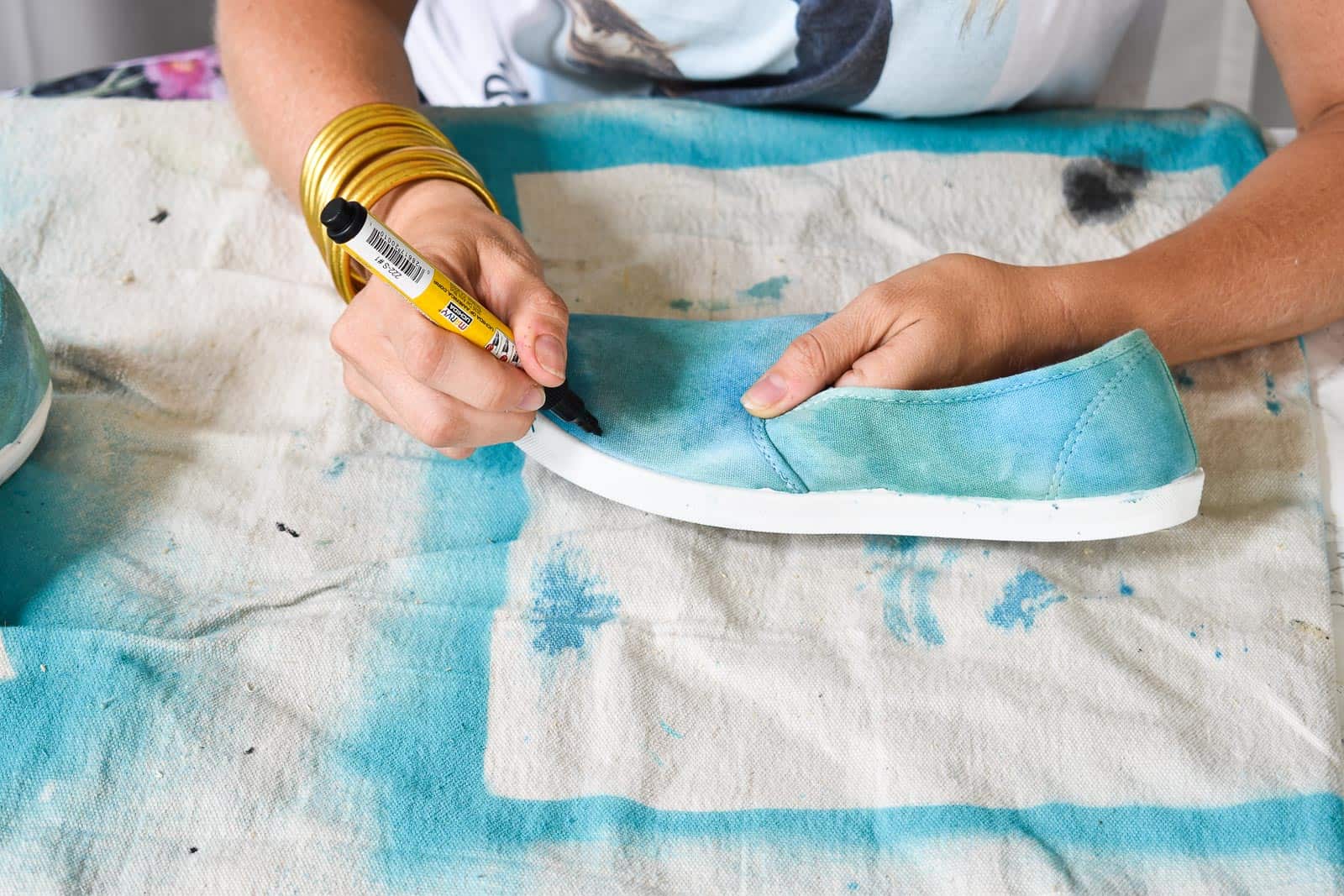 add pattern to shoes with fabric marker