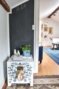 Painting crisp lines on a chalkboard wall with FrogTape