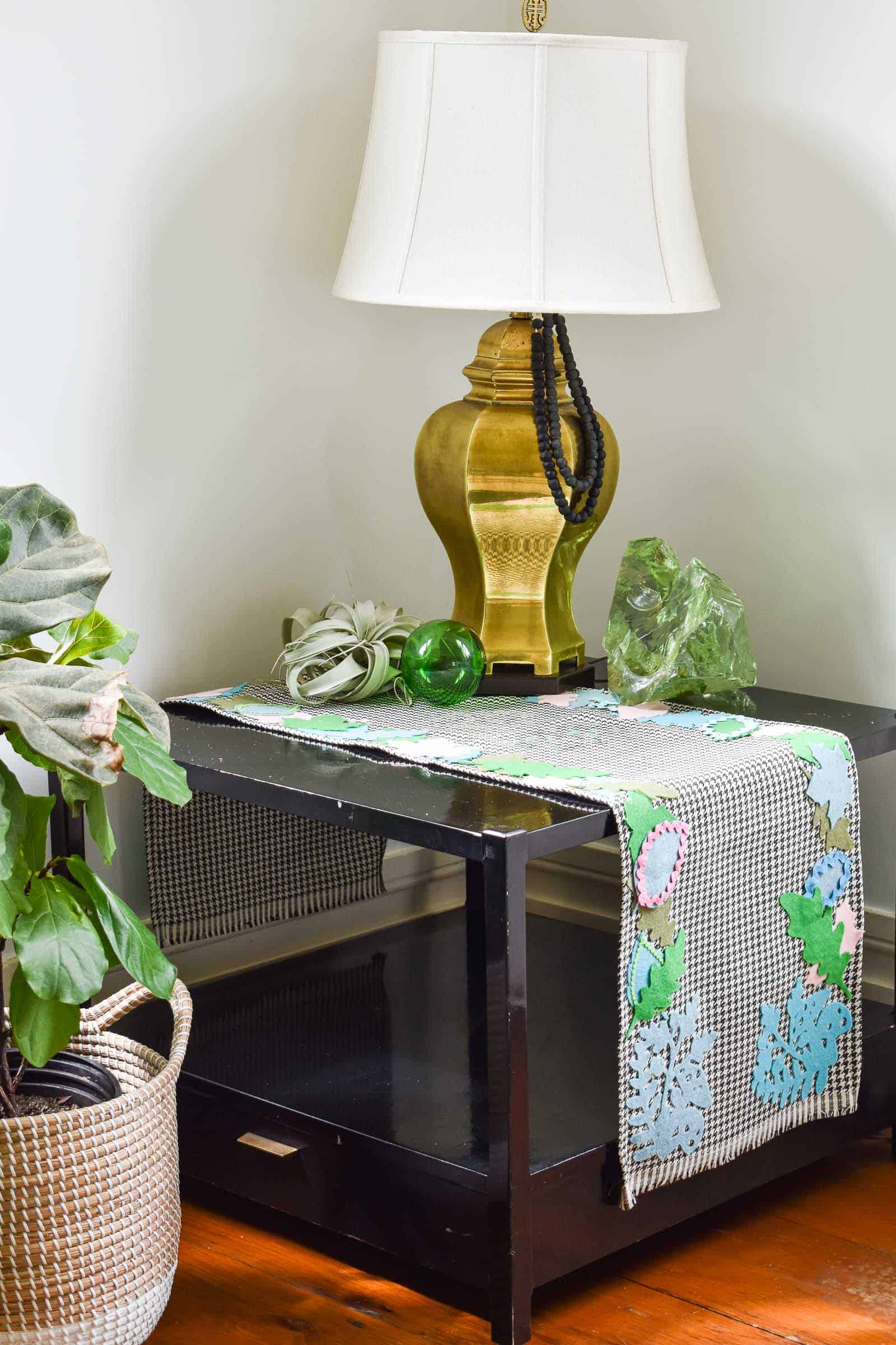 felt fabric table runner with felt leaves