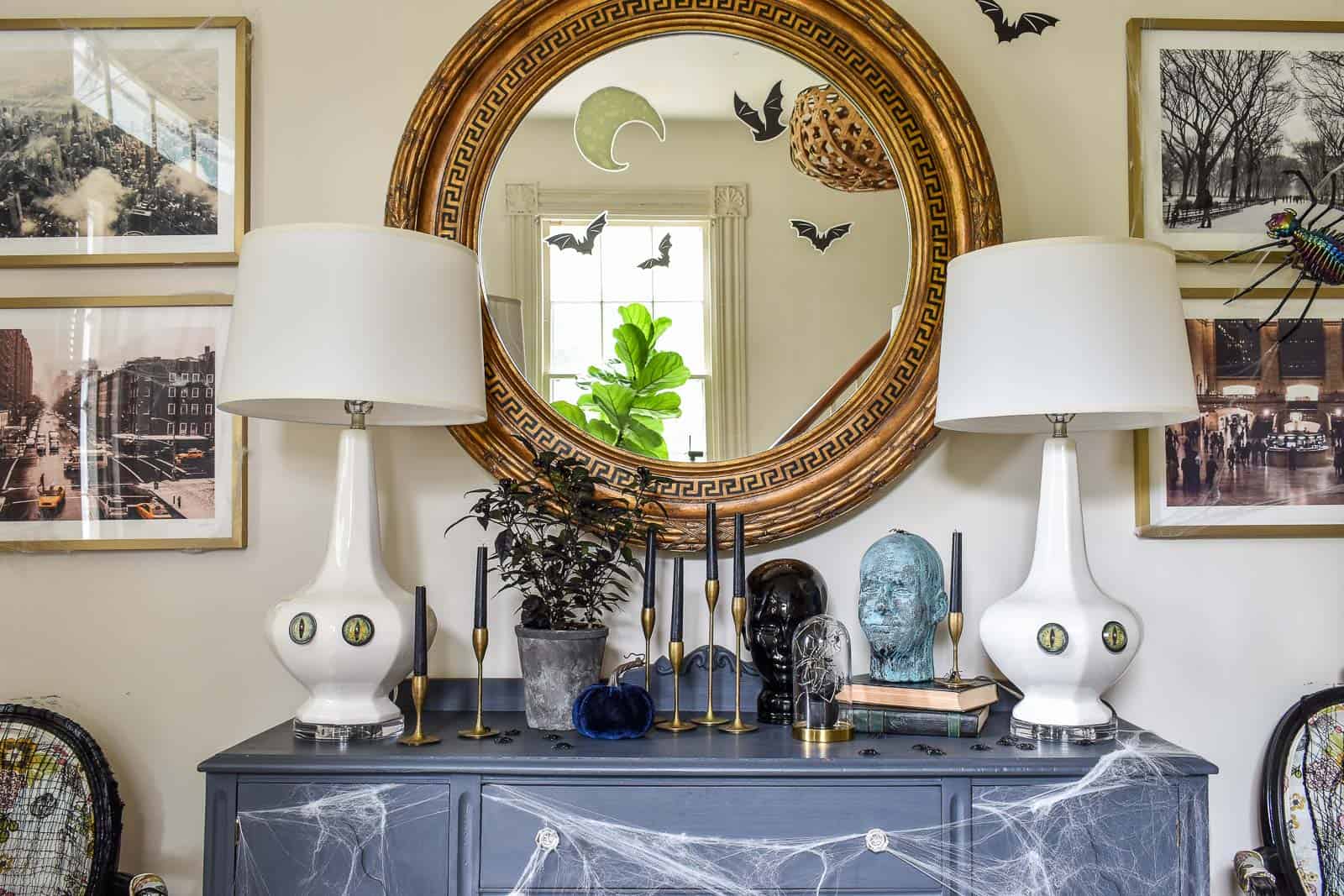 halloween foyer decor