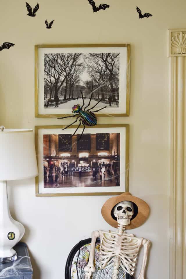 How to Decorate a Halloween Foyer - At Charlotte's House