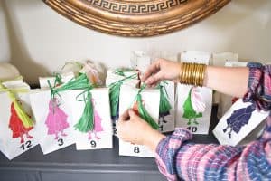 tassel to close advent bag