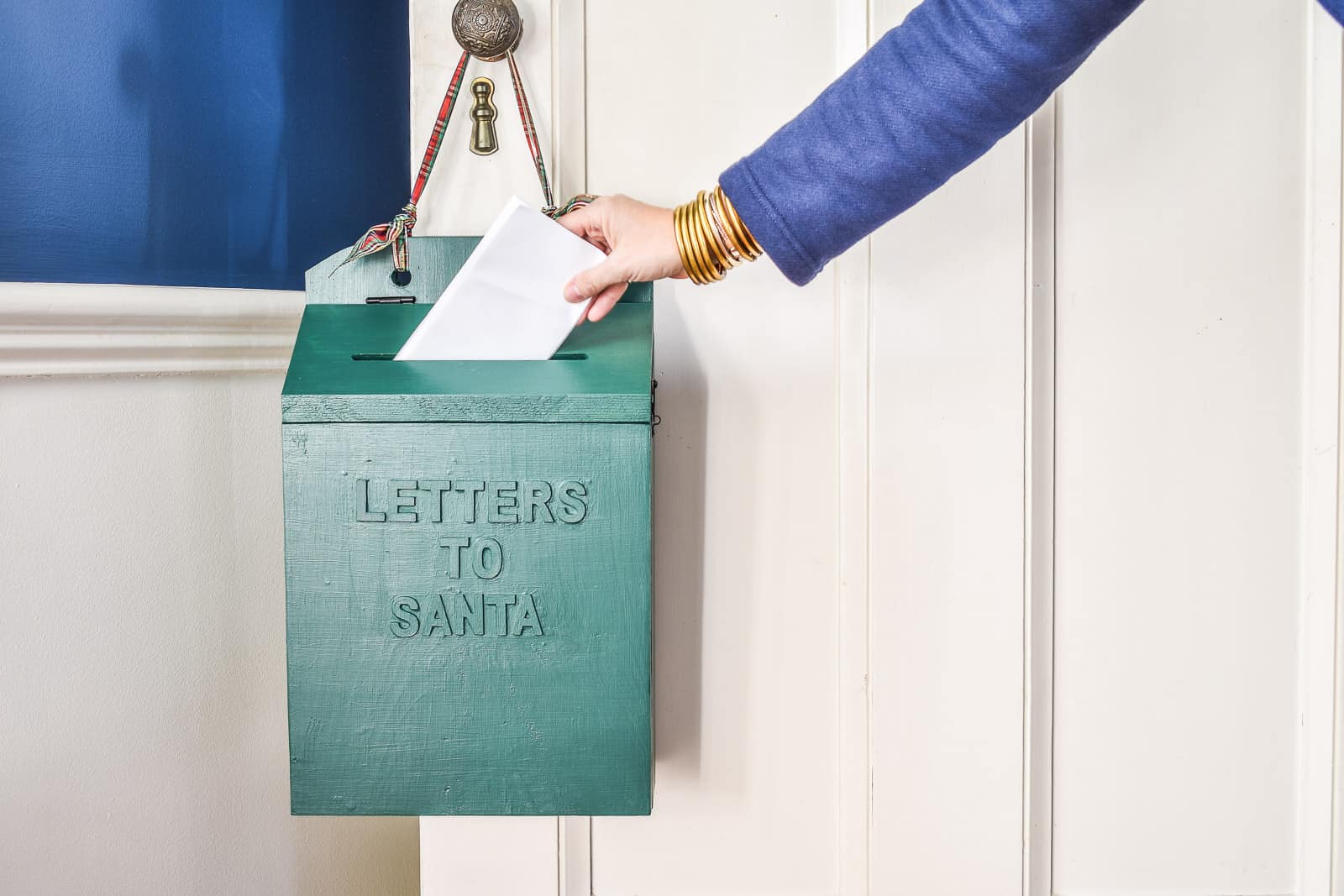 Make your own mailbox for santa