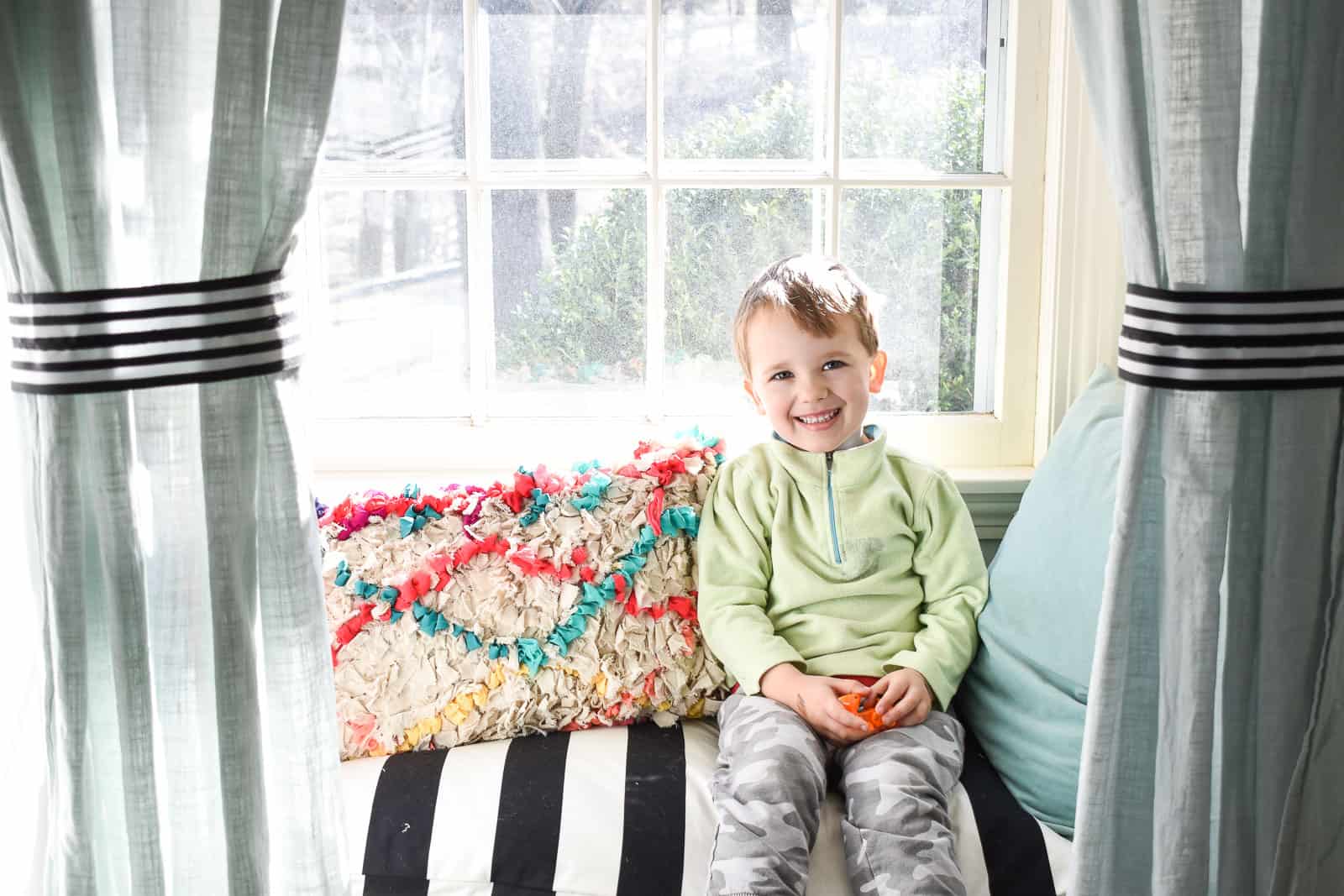 window seat nook in the kids room