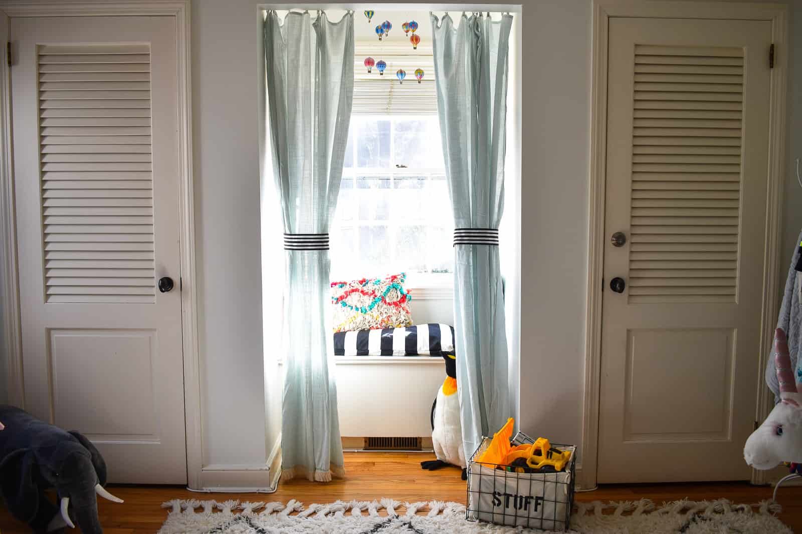 window seat reading nook in kids space