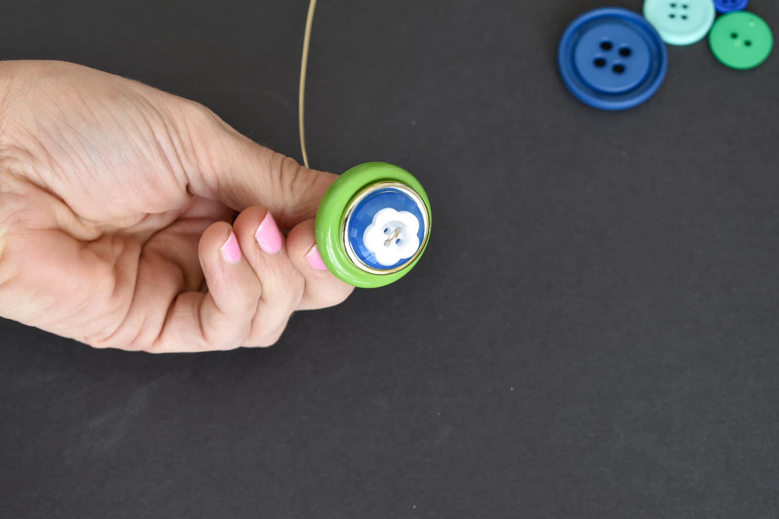 How to Make Colorful Button Flowers - At Charlotte's House