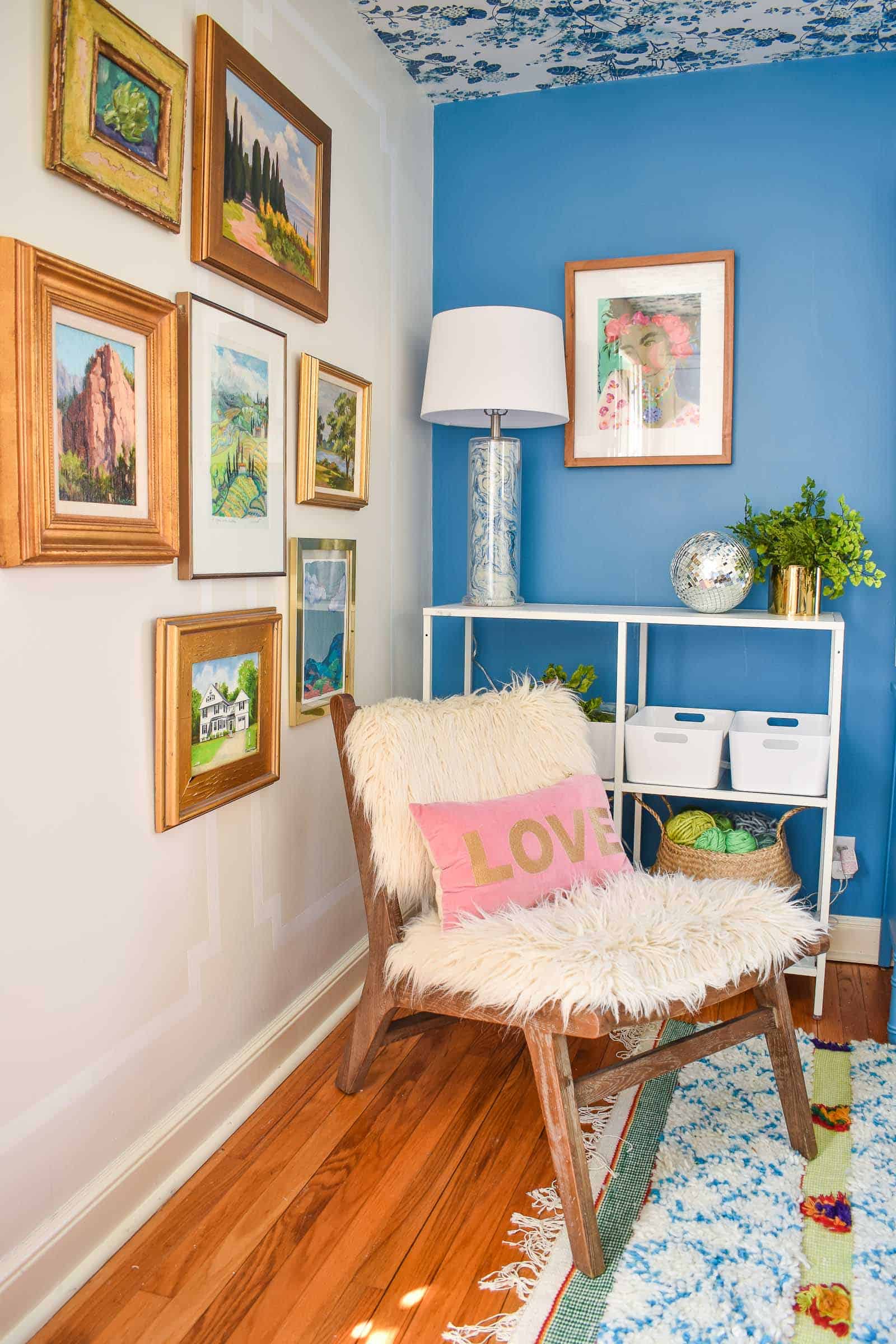 faux molding with gallery wall