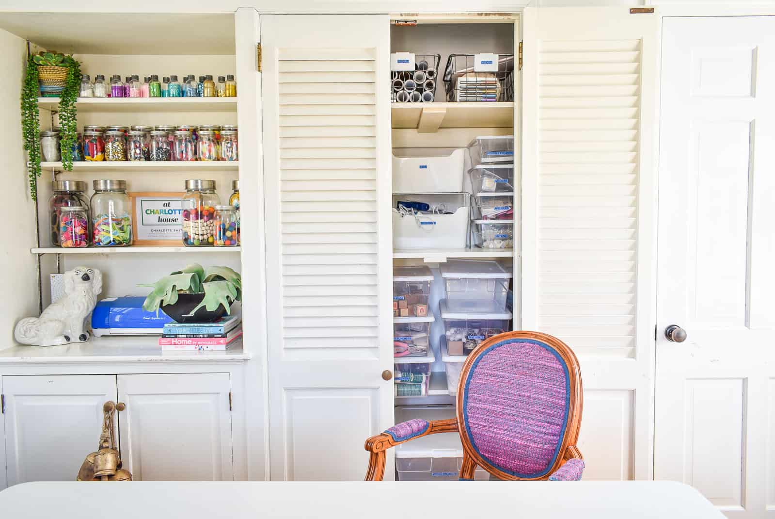 Craft Paint Storage with Wooden Drawers