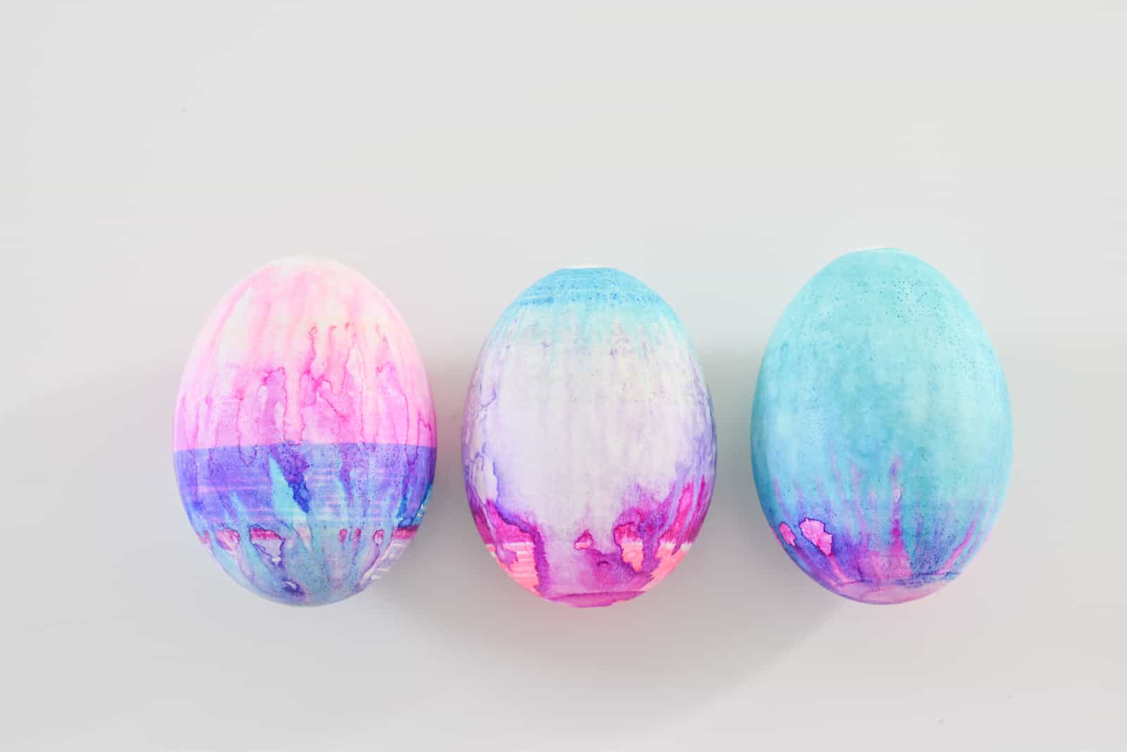 Introducing Egg Coloring at a whole new level! - How Egg-Mazing is