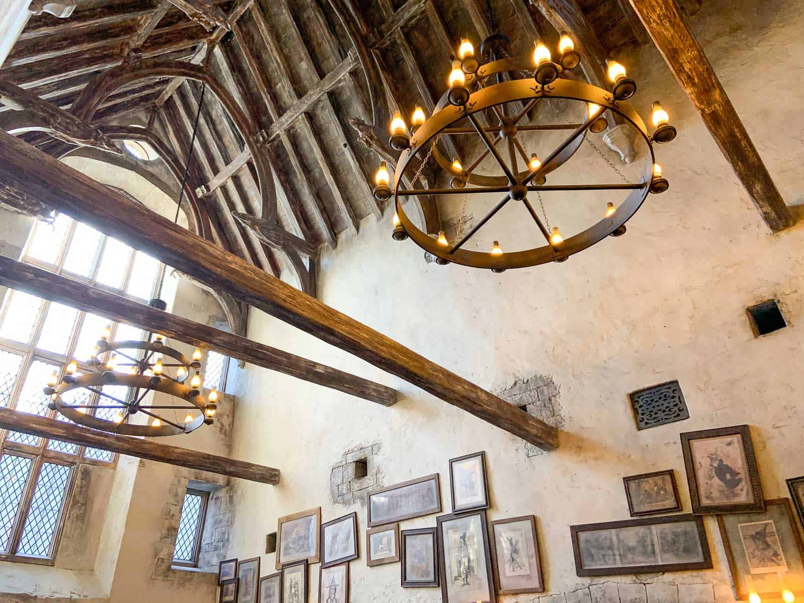 leaky cauldron at harry potter world