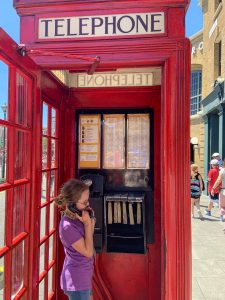 dialing the ministry of magic at harry potter world
