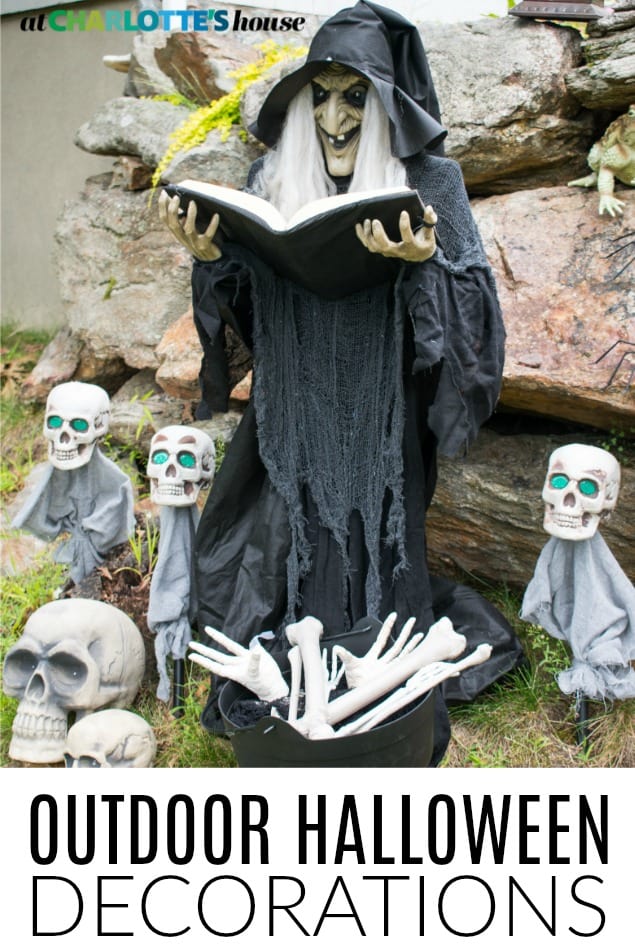 Outdoor HAlloween decorations