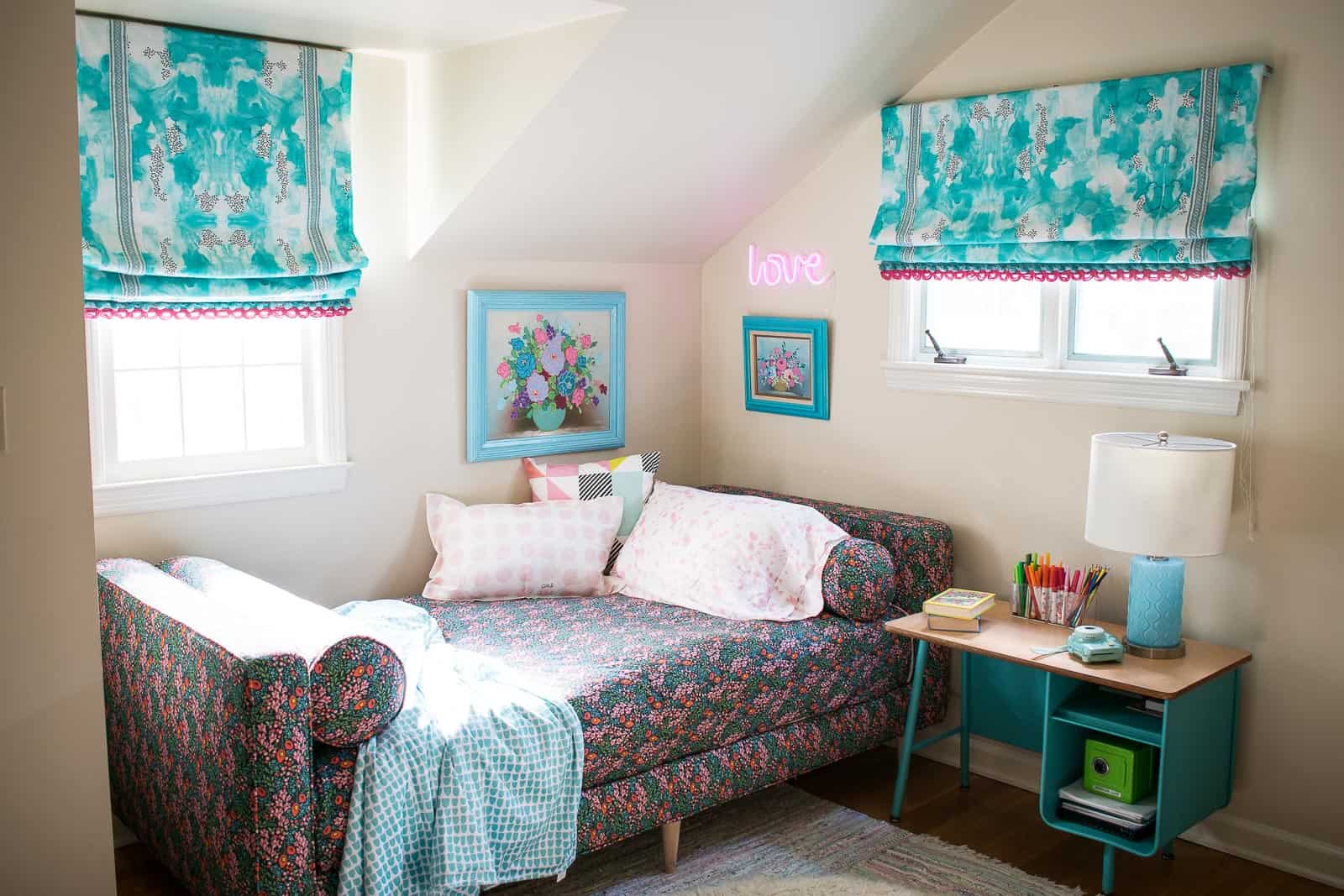 roman shades in a little girls room