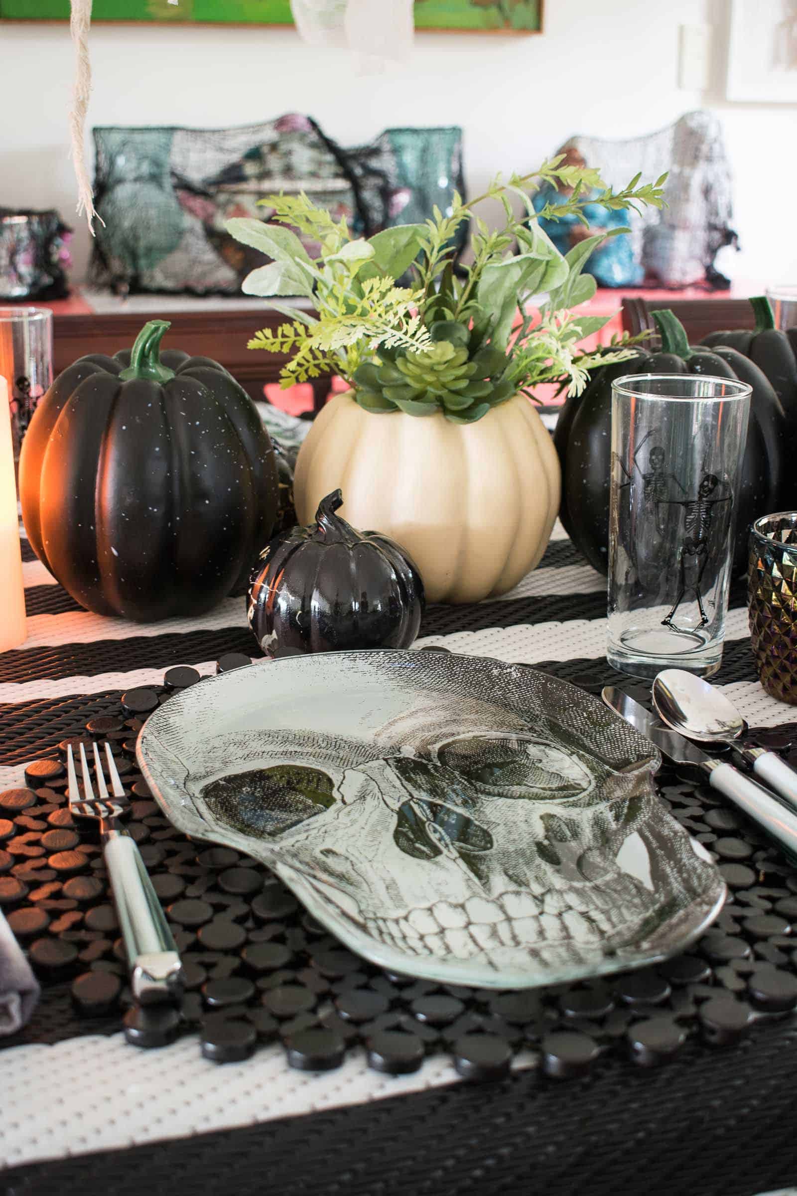 white pumpkins as centerpiece