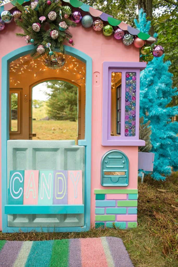 Children’s Christmas Playhouse Makeover - At Charlotte’s House