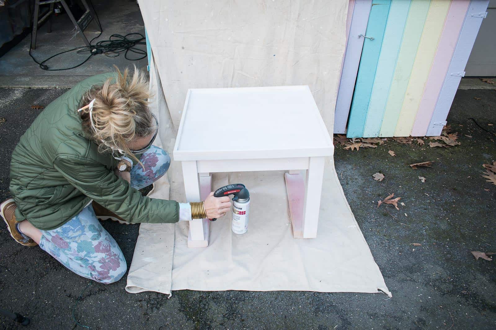 spray paint table