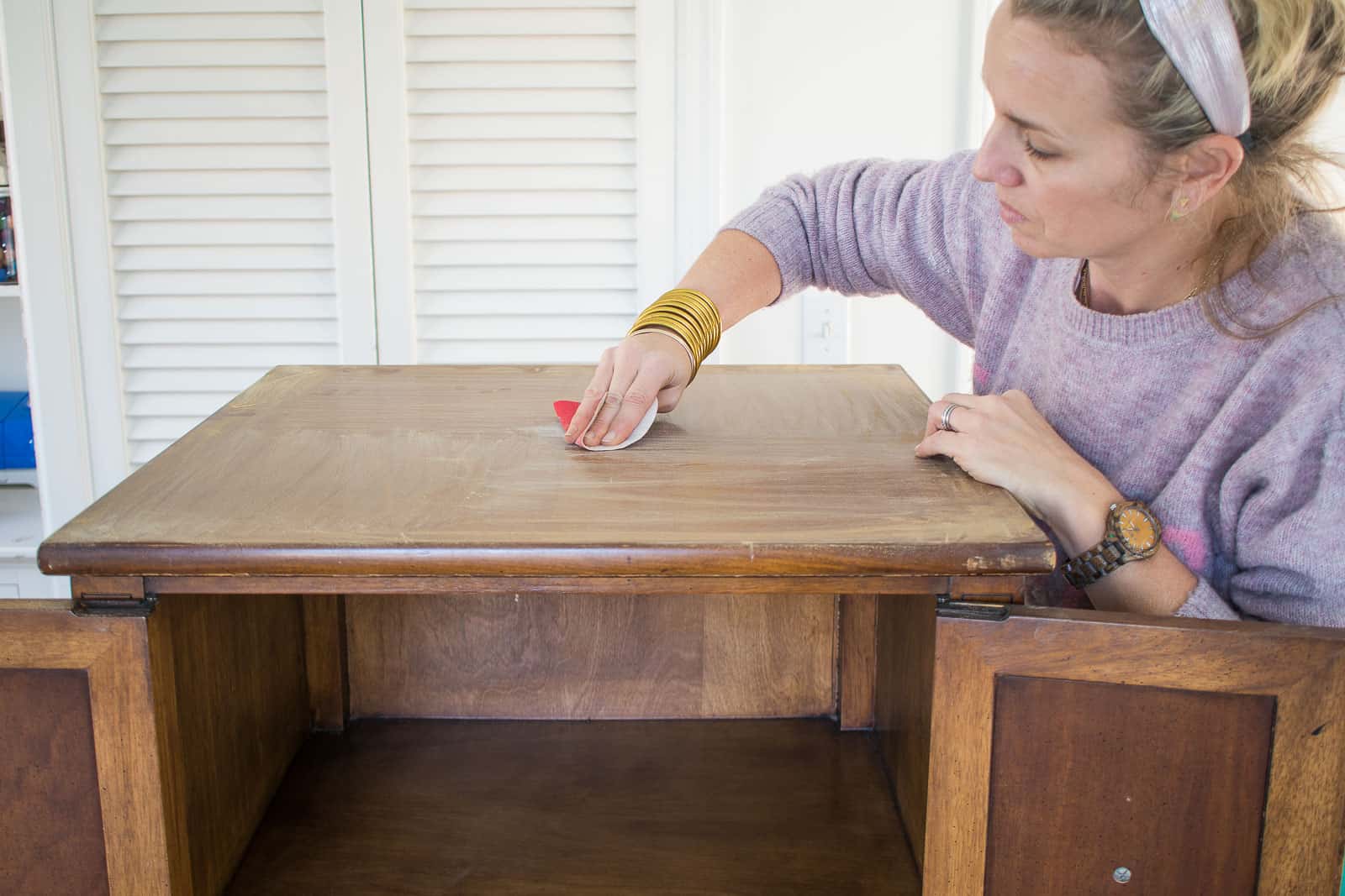 sanding the table