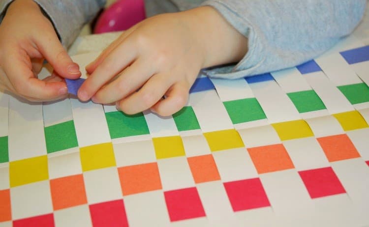 rainbow paper weaving