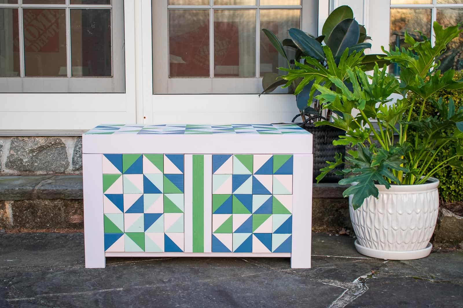 How to Build a Colorful Wooden Cooler Box - At Charlotte's House