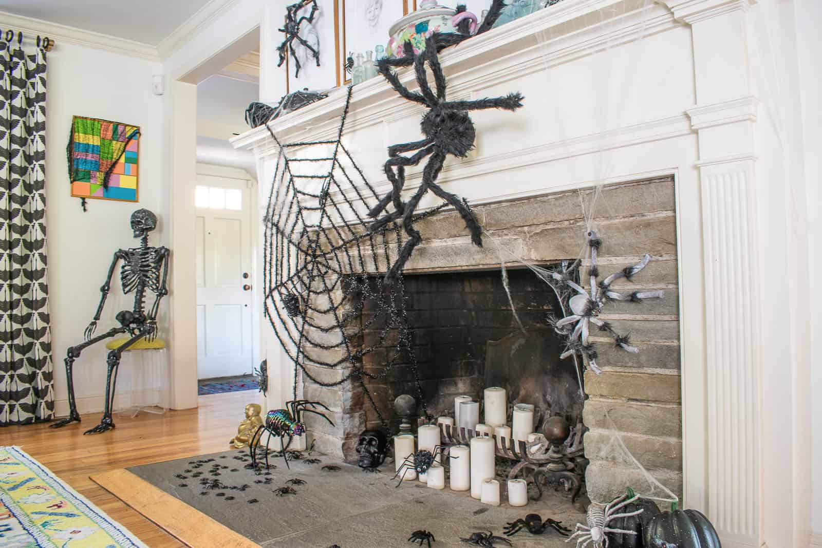 spiders on halloween mantel