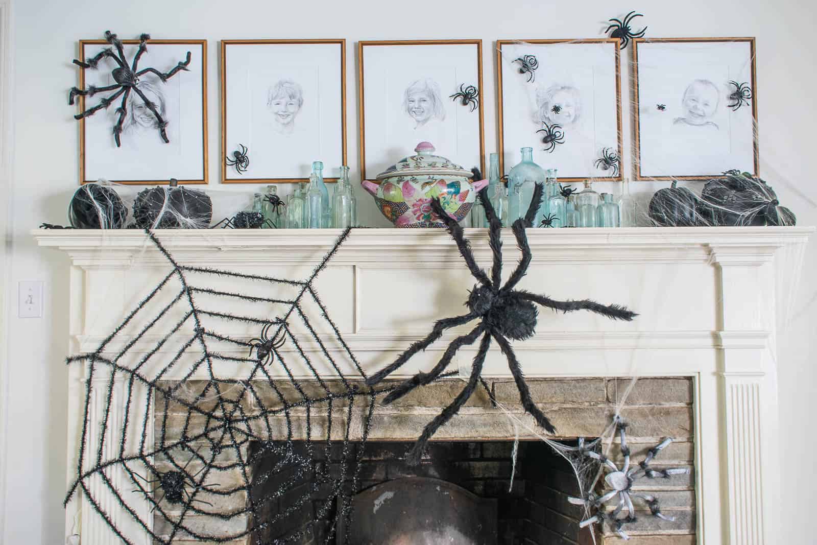 Halloween spider mantel