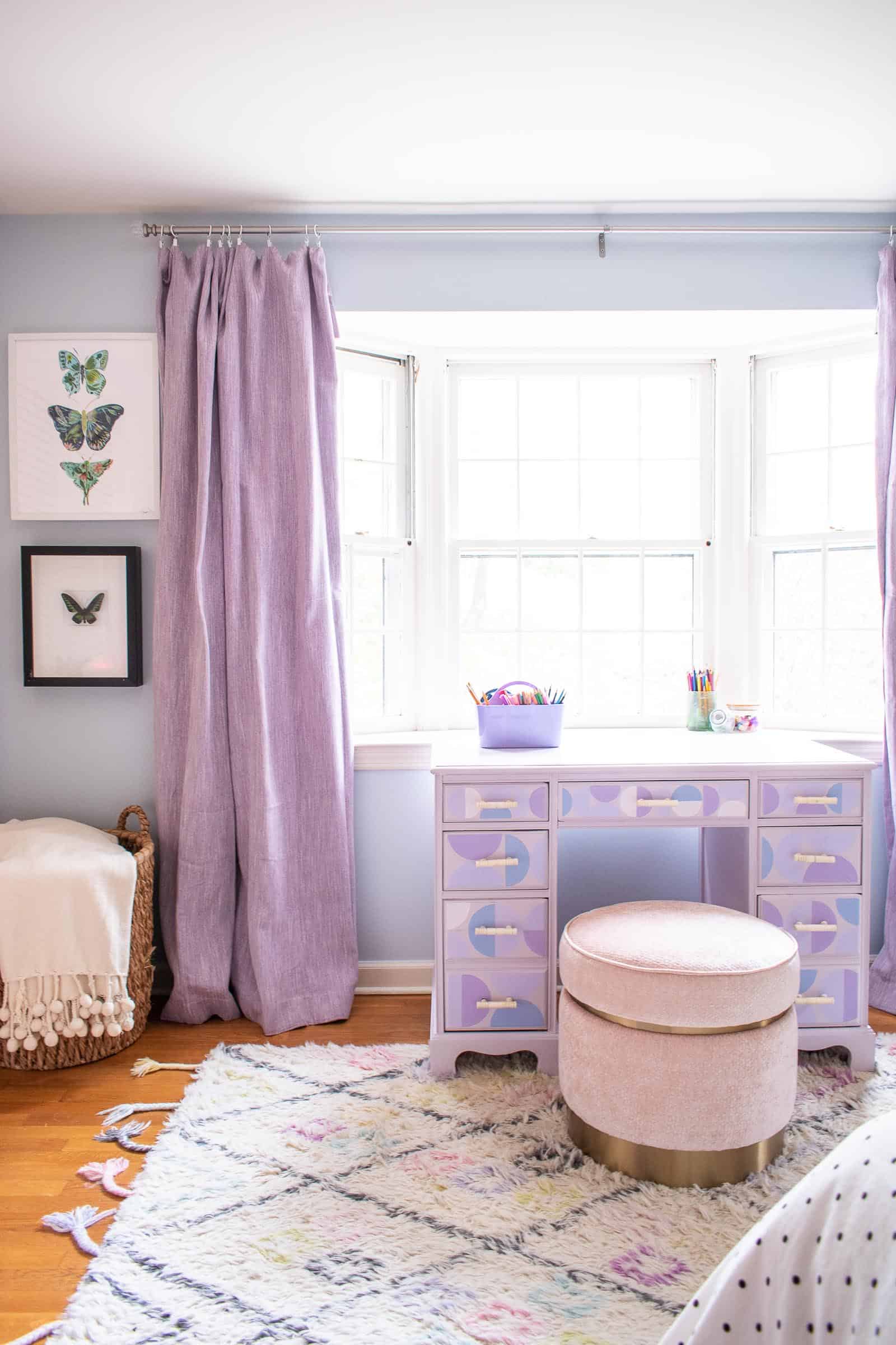 desk in girls room