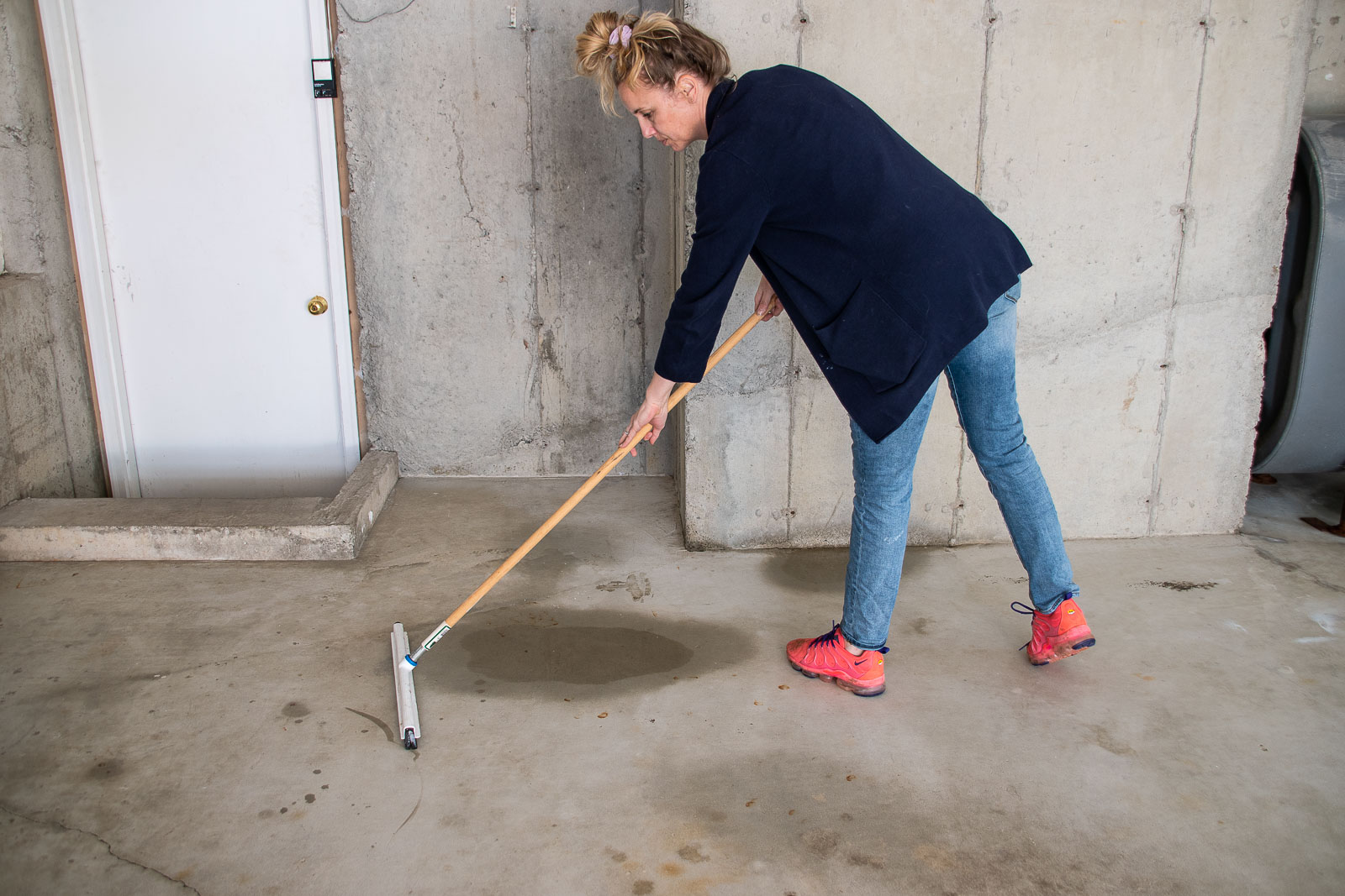 squeegee water off floor