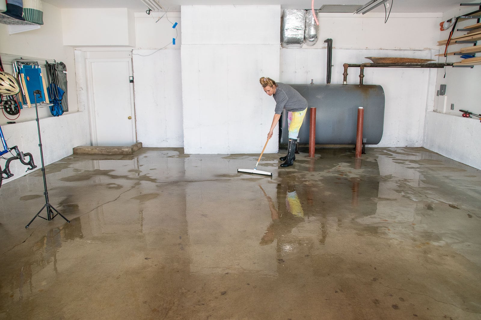 squeegee water off after etching