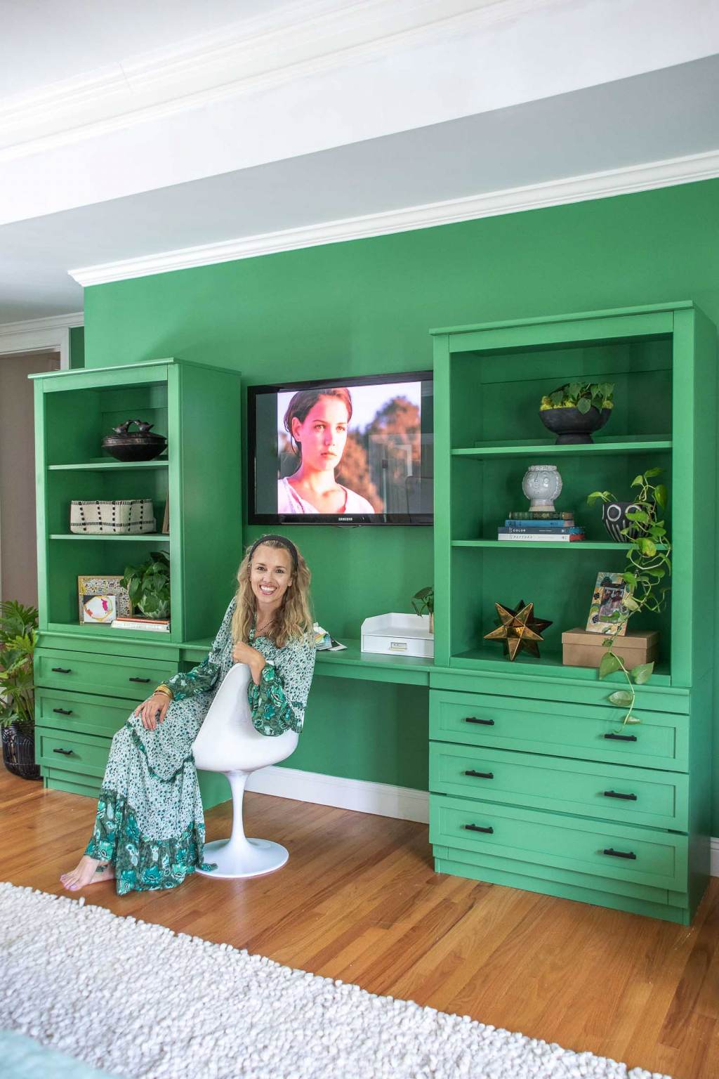 DIY Built In Bookshelves from Thrifted At Charlotte's House