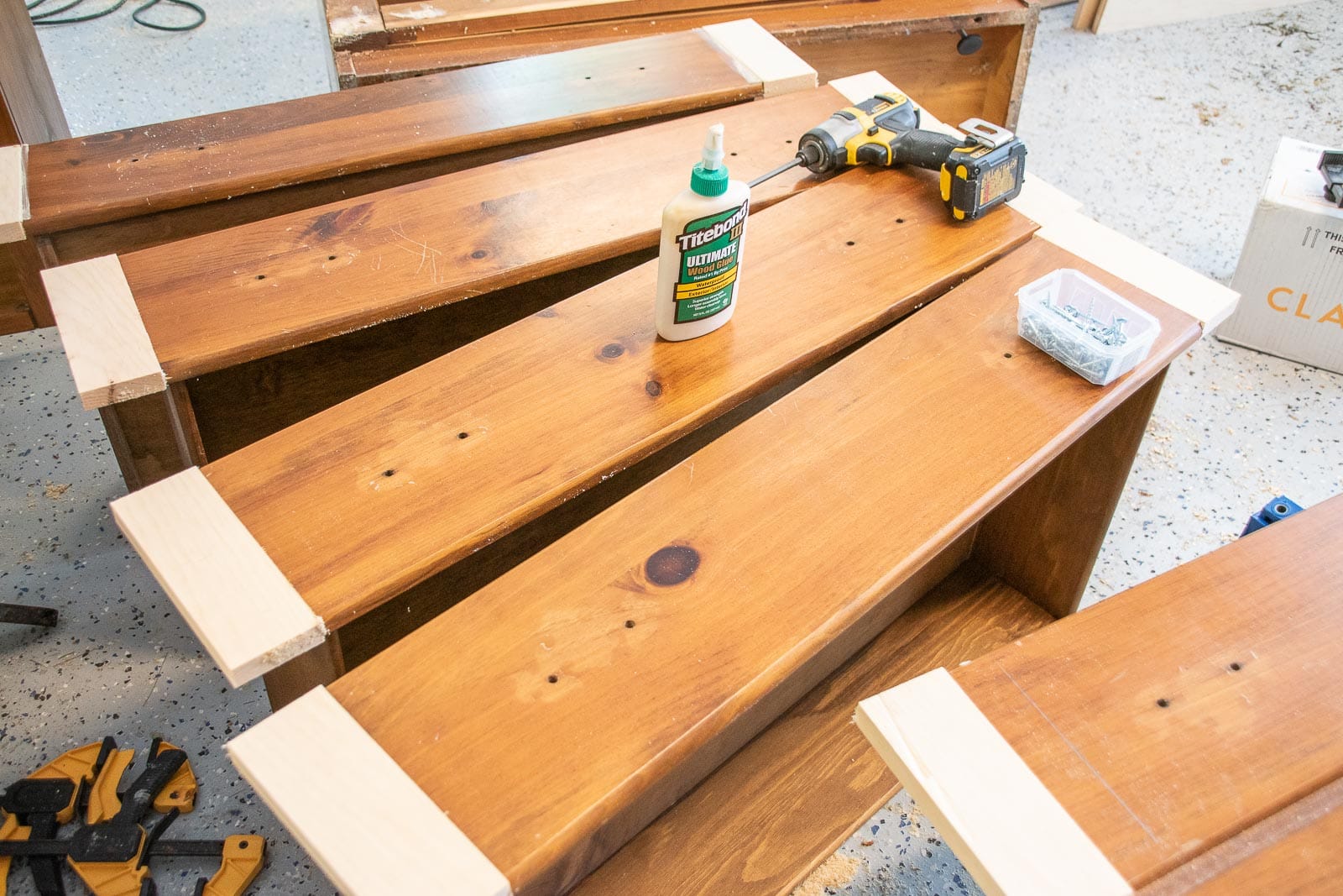 changing the cabinet drawer fronts