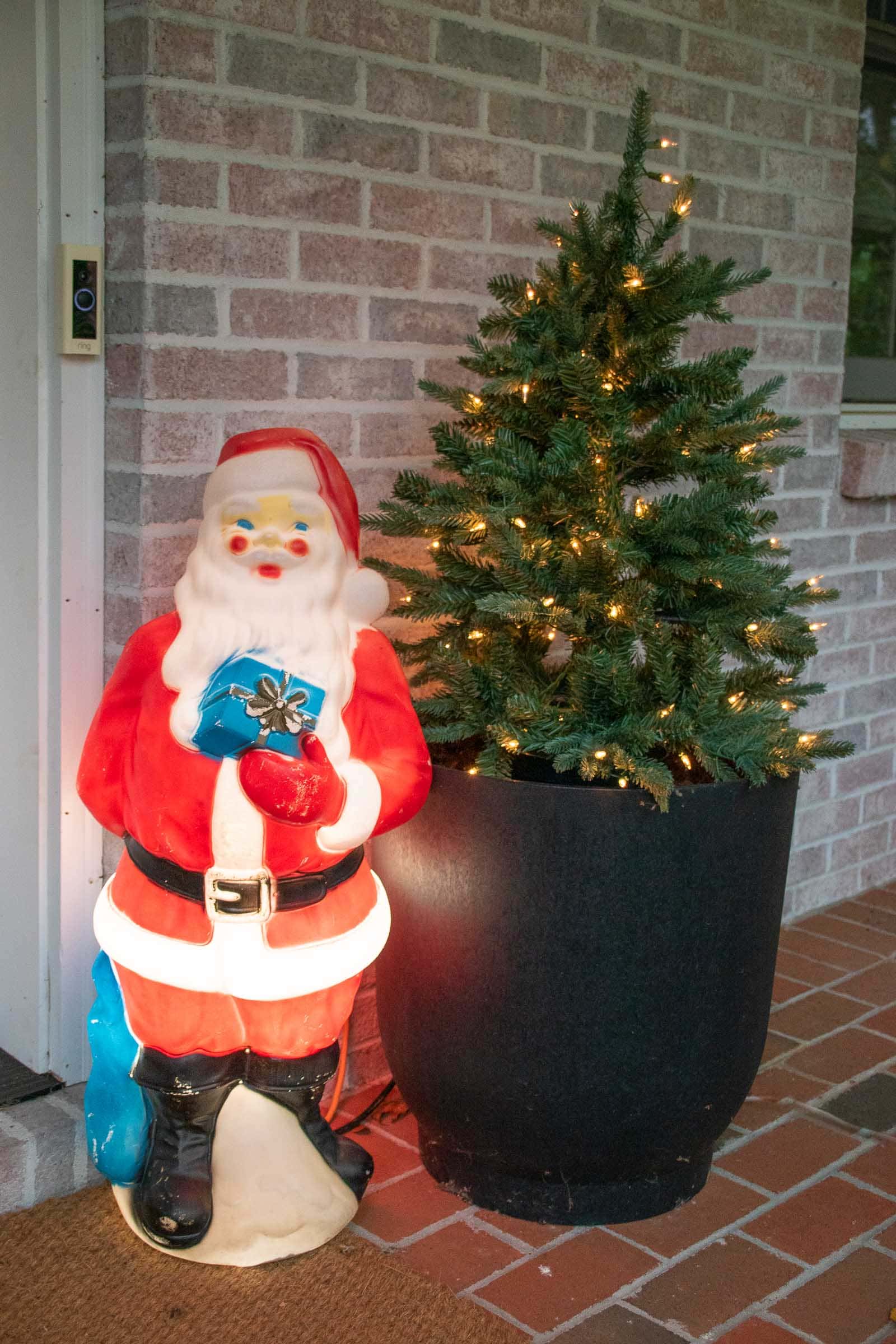 exterior christmas planter