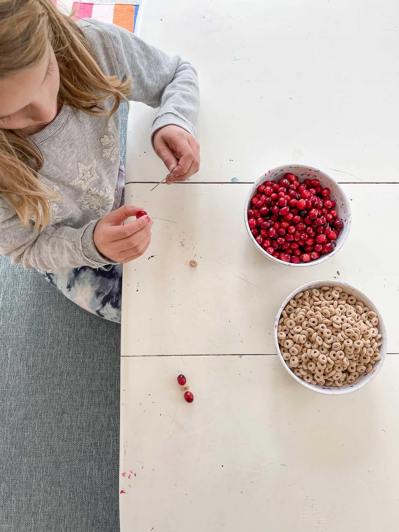 cranberry and cheerio garland