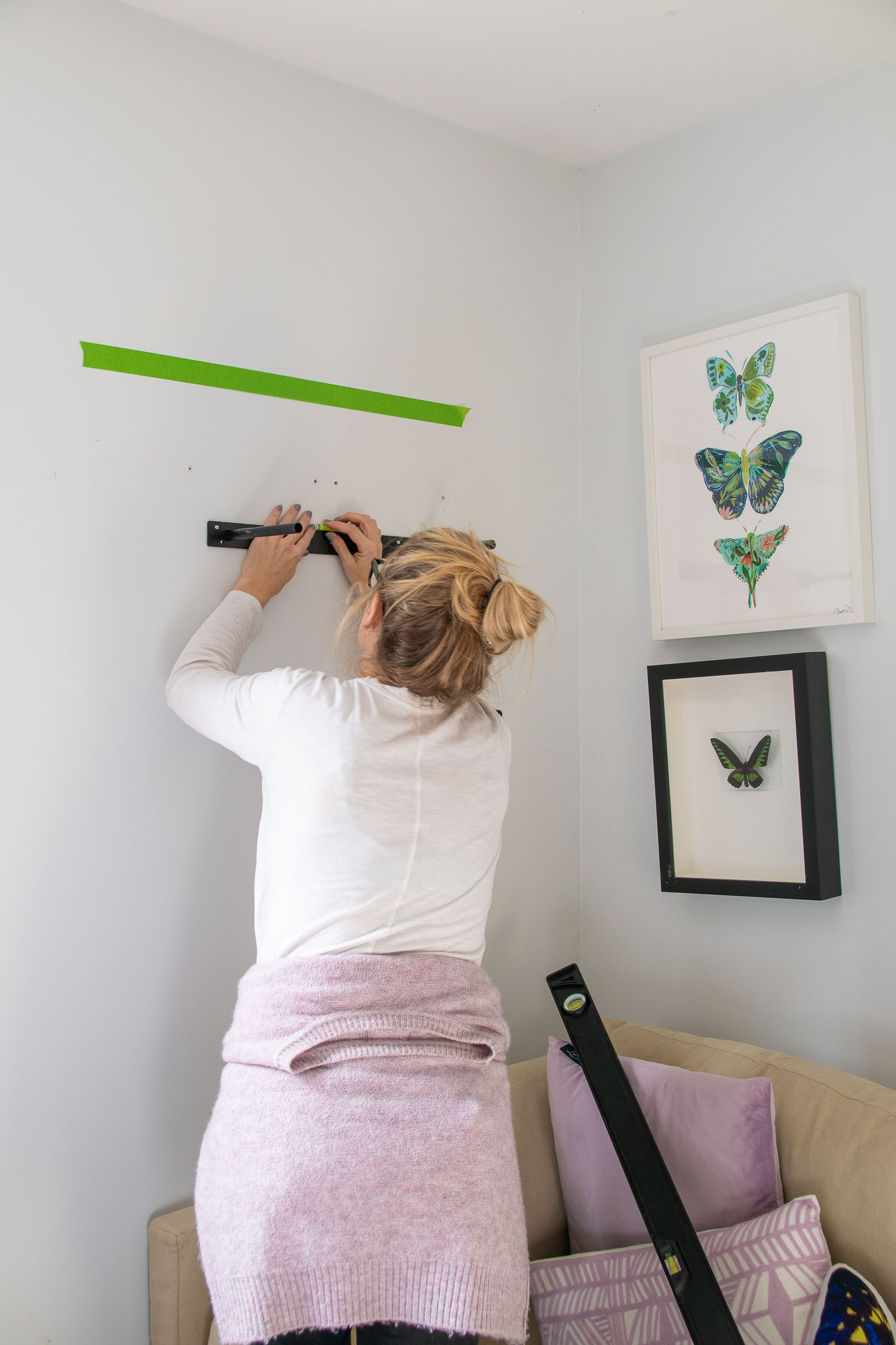 hanging floating shelves