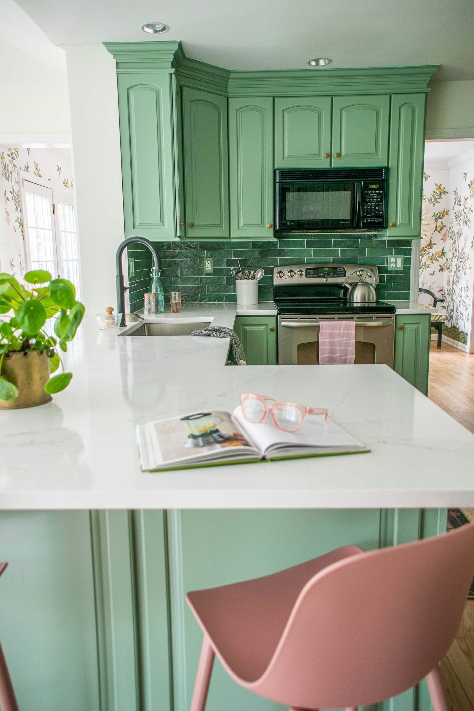 kitchen makeover with new coutners