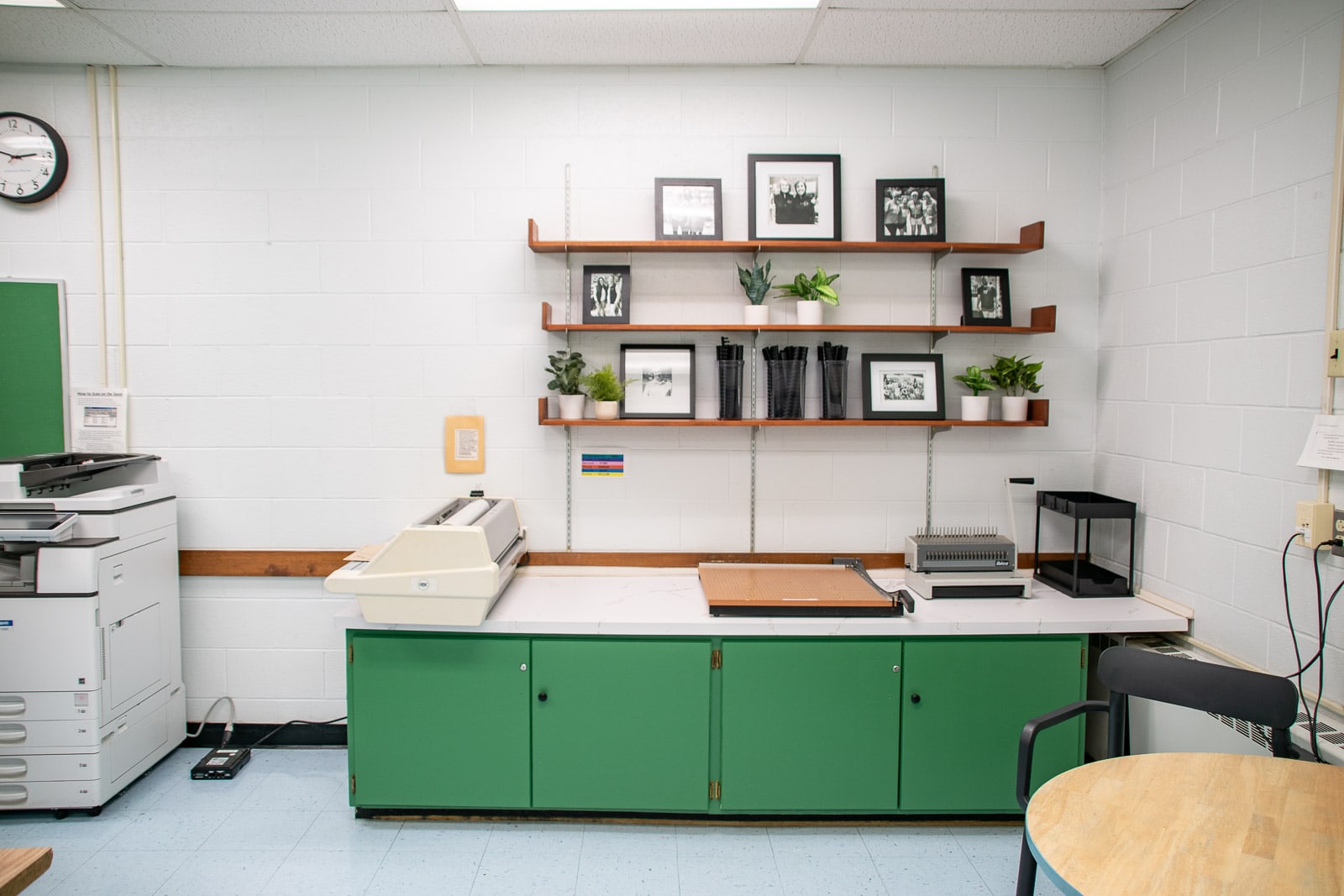 counter in faculty room