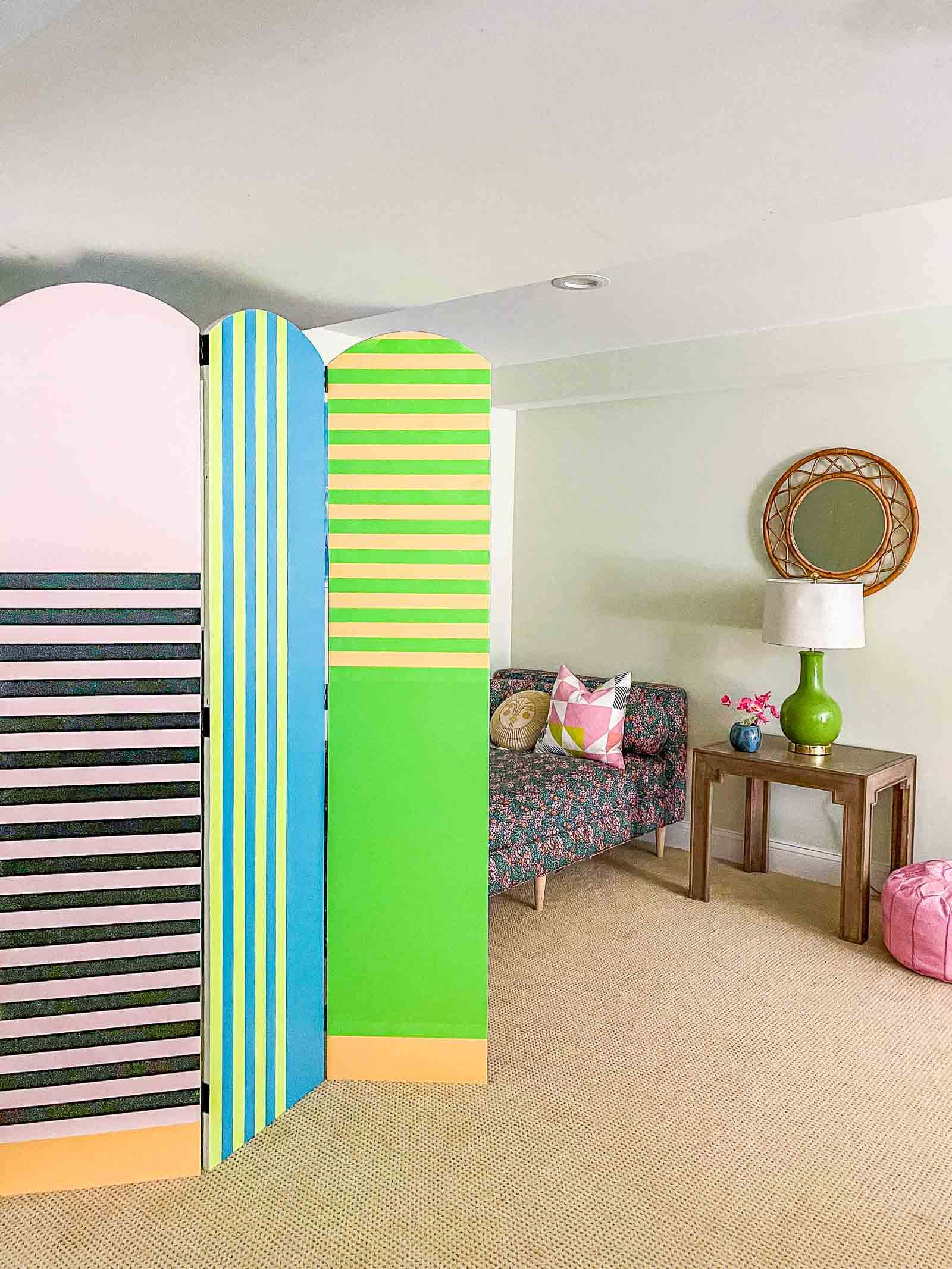 striped Frogtape privacy screen