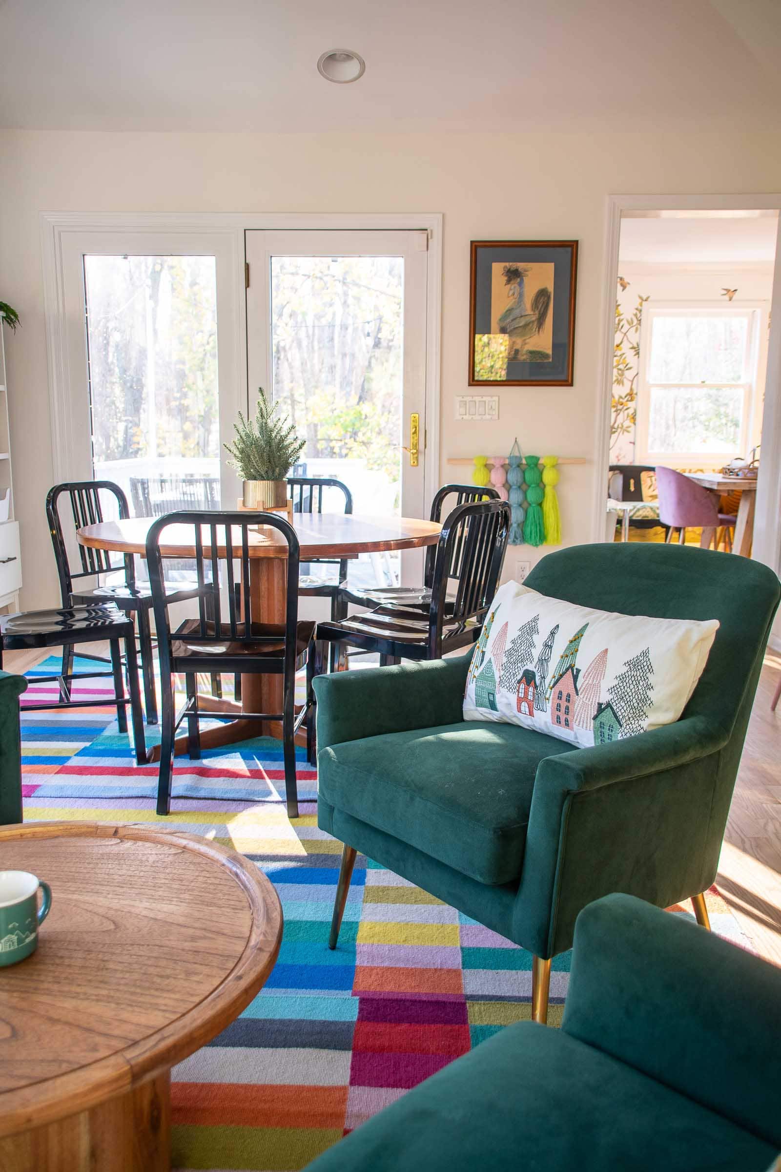 sunroom dining area