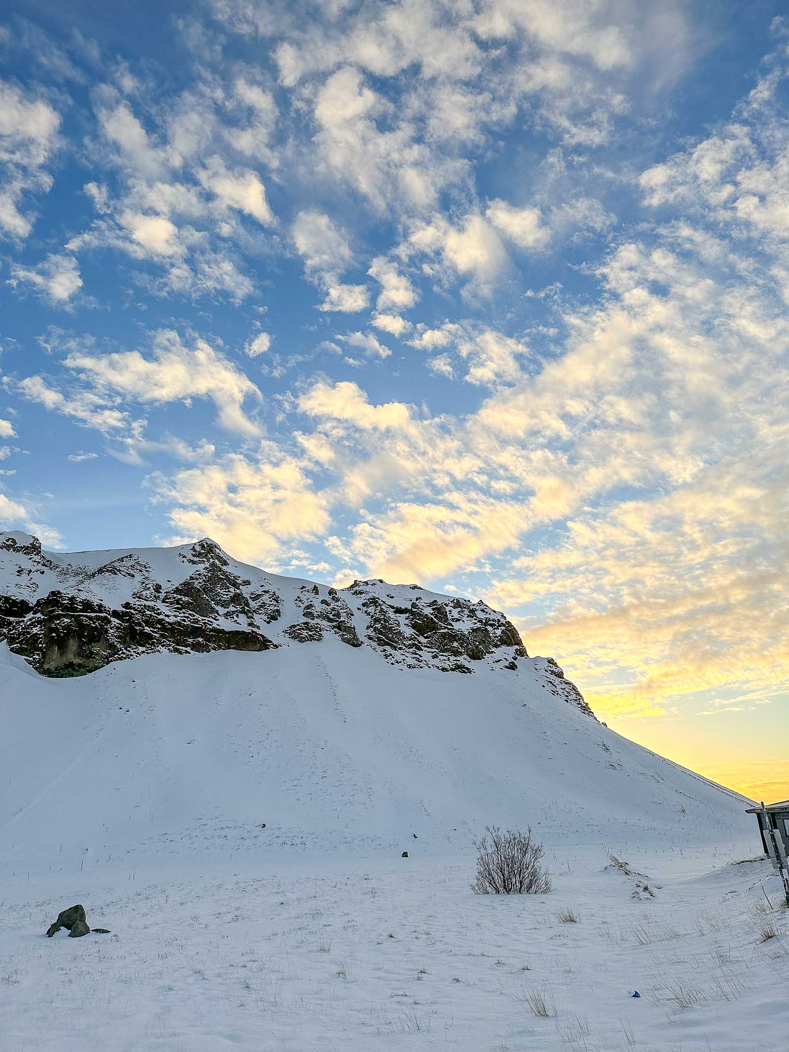 picture from car of iceland