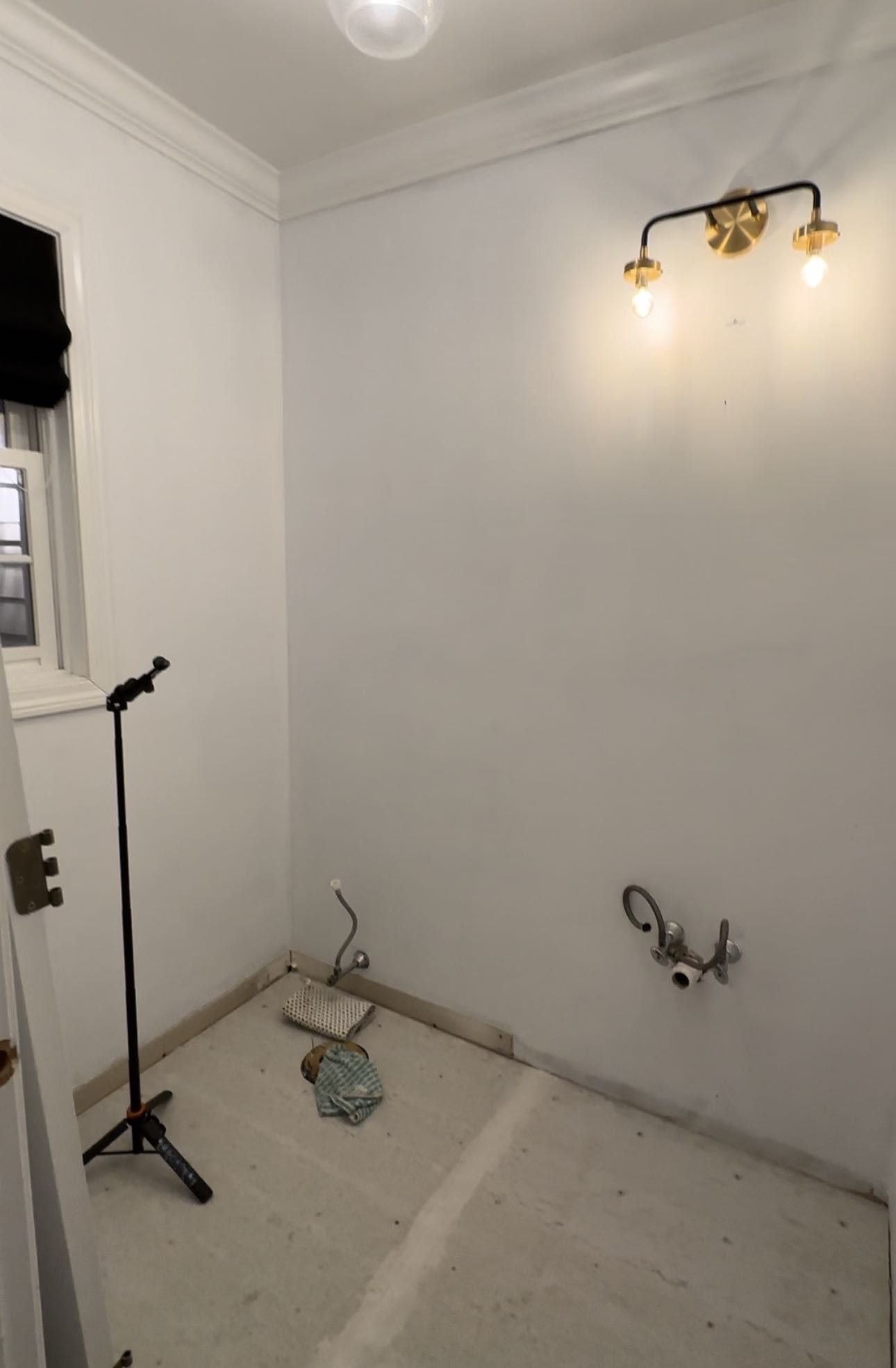 priming powder room walls