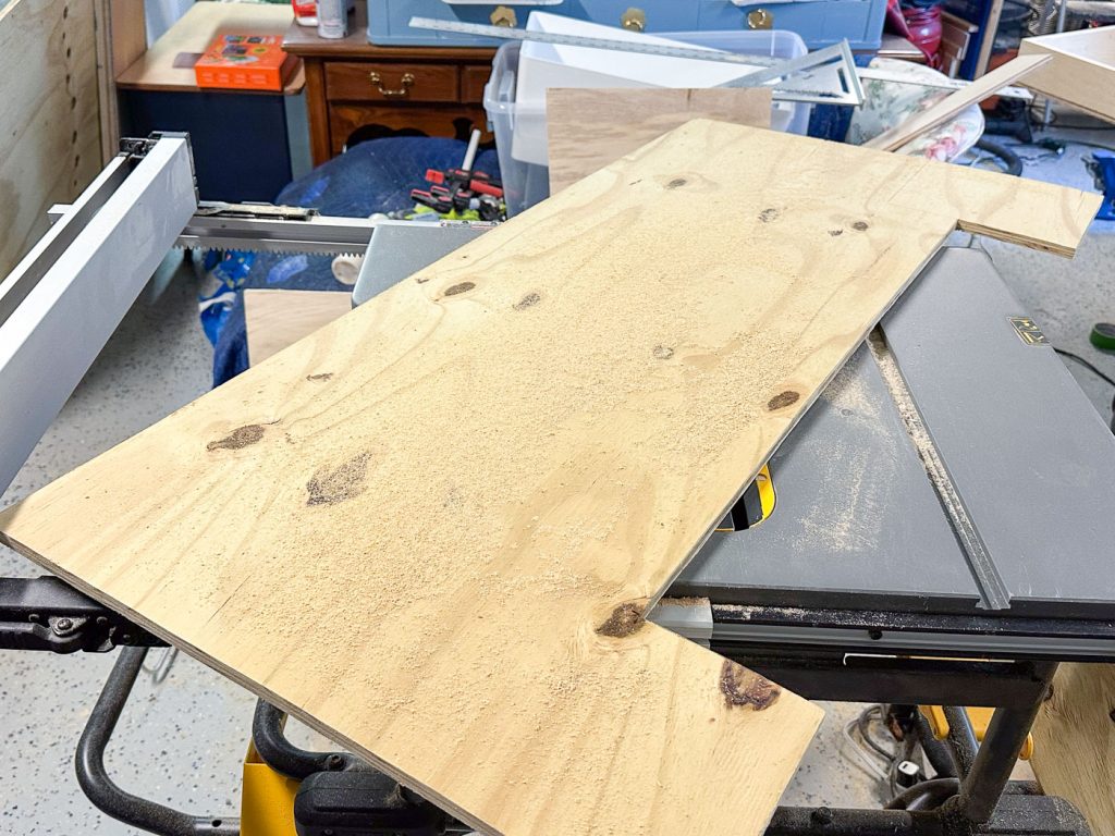 cut out one step cornice board